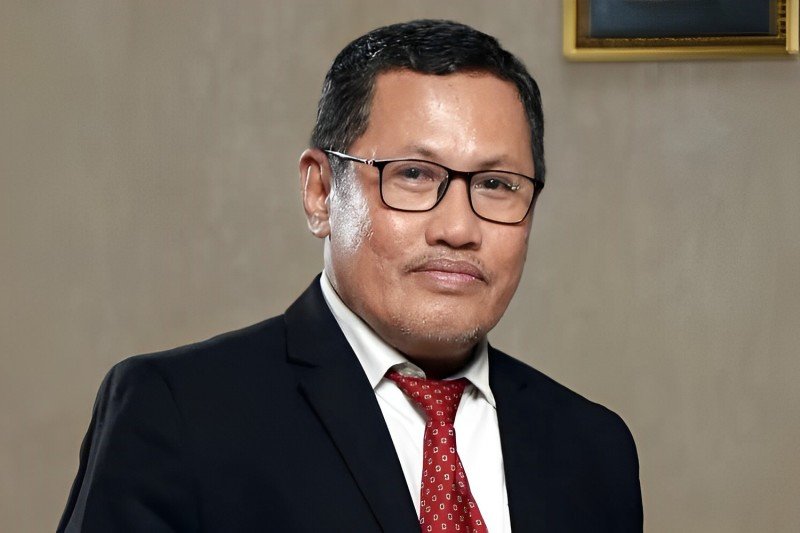 Prof.Dr. Nazaruddin Malik, M.Si